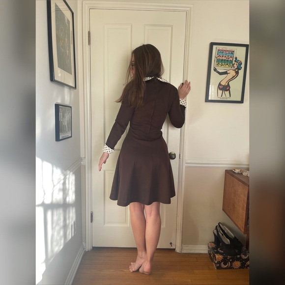 SOLD 70s Vintage Long Sleeve Fit and Flare Collared Dress - Picture 3 of 10